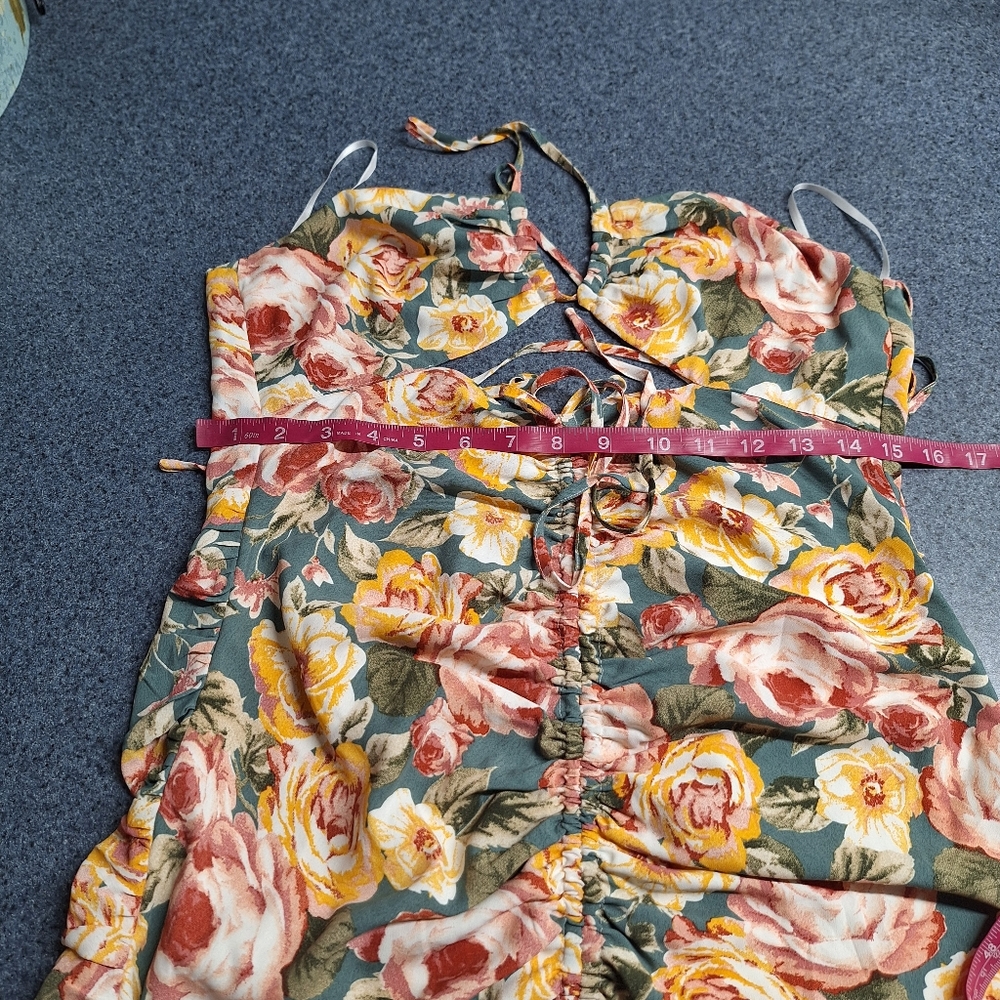 Hello Molly "Ruffled Cut-out" Floral Mini Dress, Size 6, NWOT - Picture 13 of 16